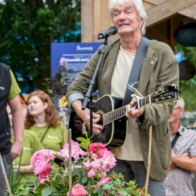 'Lars Lilholt' Rosa X 'Lars Lilholt' (Buketrose) A-kvalitet,- Pottede Roser 5 'Lars Lilholt' Rosa X 'Lars Lilholt' (Buketrose) A-kvalitet,- Pottede Roser - Image 3